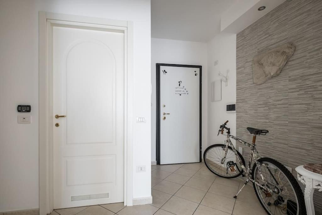 A Casa Di Mo', A Due Passi Dalla Stazione E Fiera Bologna Exteriör bild